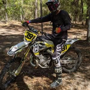 Meet your Posher, Ethan